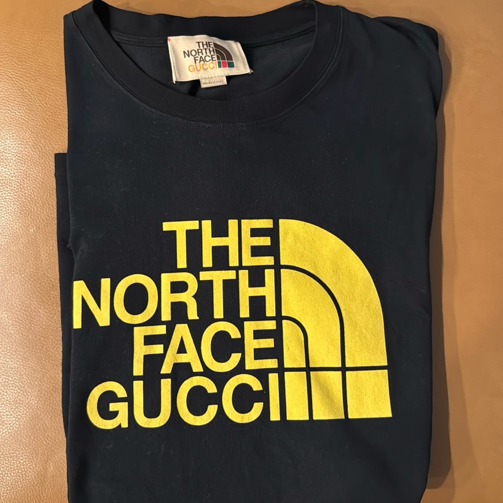 GUCCI The North Face Oversize T shirt
Size large